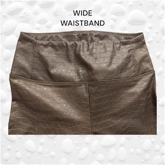 Snake Python Faux Leather Pull-on Legging Pants - Size XS NWOT - Picture 3 of 5